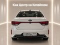 2021 Kia Rio IV Рестайлинг, белый, 1645000 рублей - вид 3