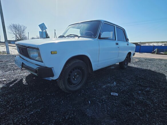 1997 Lada (ВАЗ) 2105, белый, 95000 рублей - вид 10