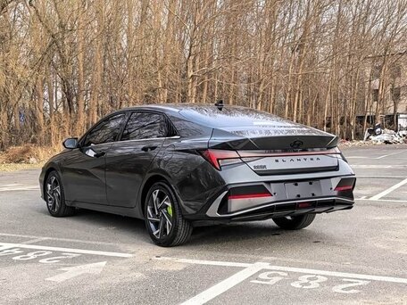 2023 Hyundai Elantra VII (CN7) Рестайлинг, серый, 1511000 рублей, вид 4