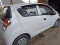 2012 Chevrolet Spark III, белый, 620000 рублей - вид 2