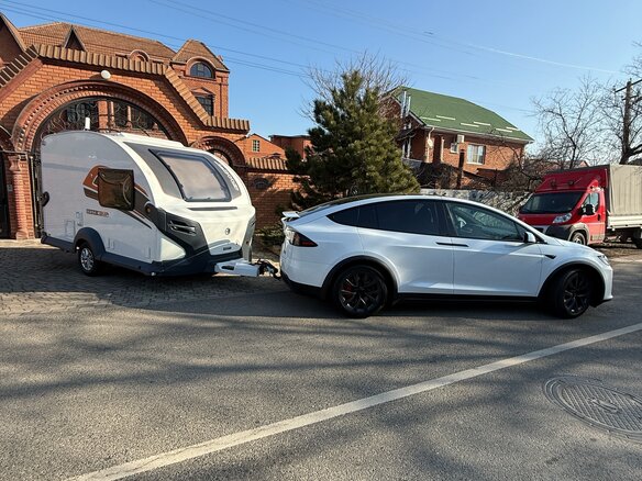 2023 Tesla Model X Plaid I Рестайлинг, белый, 12500000 рублей - вид 2