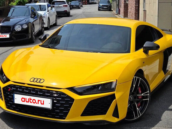 2023 Audi R8 V10 performance II (4S) Рестайлинг, жёлтый, 19341776 рублей