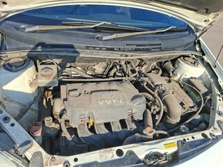 2002 Toyota Ist I, белый, 465000 рублей, вид 5