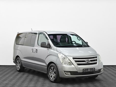 2018 Hyundai Grand Starex I Рестайлинг, серый, 2405000 рублей, вид 1