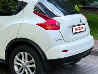 2014 Nissan Juke I Рестайлинг, белый, 795000 рублей, вид 3