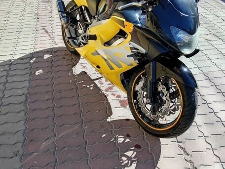 2000 Honda CBR 600F, жёлтый, 353000 рублей, вид 1