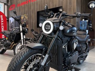 2026 QJMotor SRV 600 V2, чёрный, 549000 рублей, вид 2