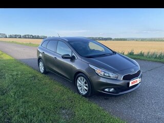2013 Kia Ceed II, коричневый, 920000 рублей, вид 4