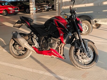2019 Suzuki GSX-S 750, красный, 670000 рублей, вид 2