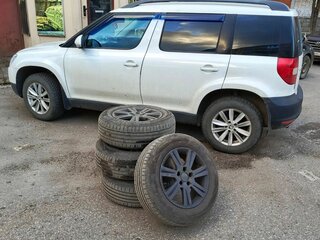 2012 Skoda Yeti I, белый, 680000 рублей, вид 5