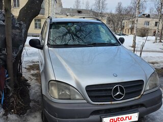 1999 Mercedes-Benz M-Класс 230 I (W163), серый, 320000 рублей, вид 2