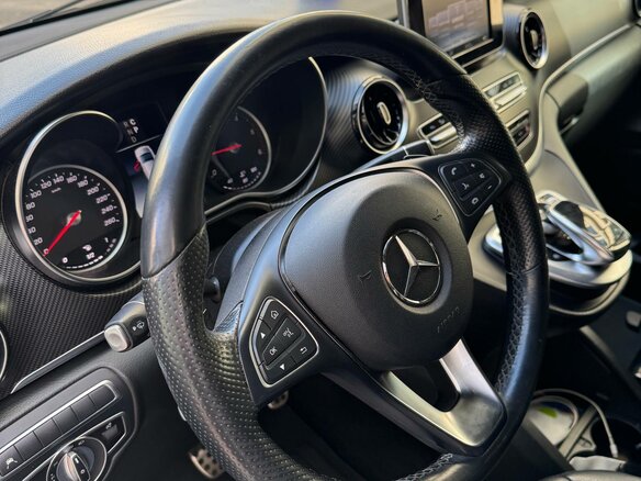 2019 Mercedes-Benz V-Класс Extra Long 250 d экстра длинный III (W447) Рестайлинг, чёрный, 5950000 рублей - вид 5