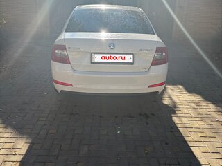 2013 Skoda Octavia III (A7), белый, 950000 рублей, вид 2
