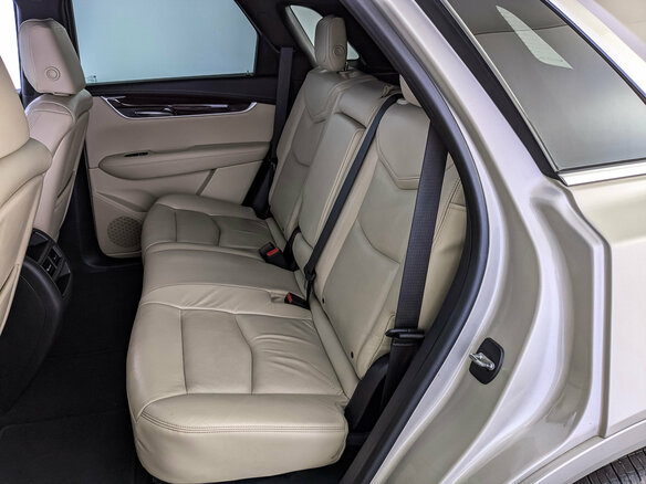 2016 Cadillac XT5 I, бежевый, 2399000 рублей - вид 17
