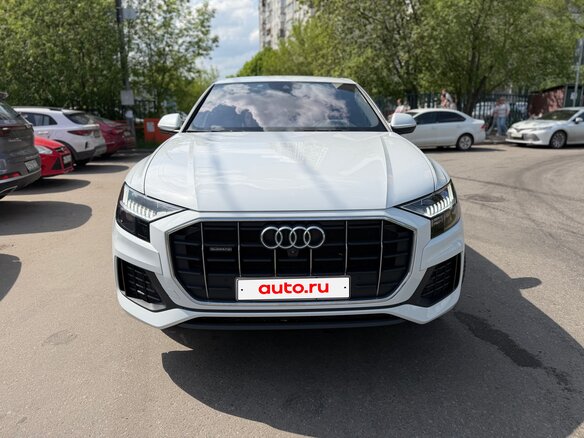 2018 Audi Q8 55 TFSI I (4M), белый, 5200000 рублей - вид 2