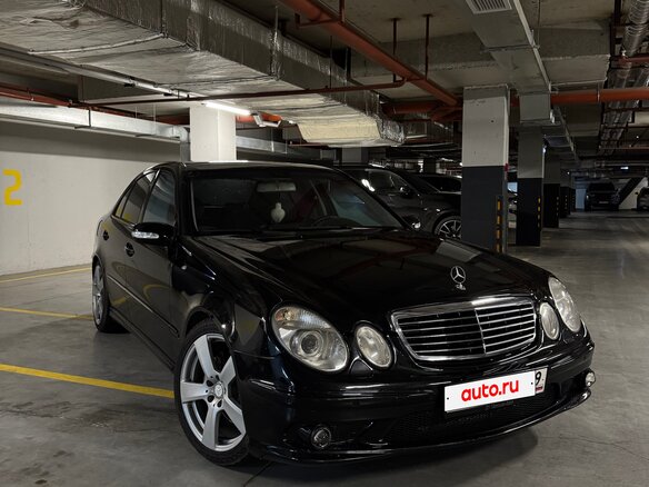 2002 Mercedes-Benz E-Класс 240 III (W211, S211), чёрный, 1200000 рублей - вид 1