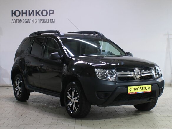 2015 Renault Duster I Рестайлинг, чёрный - вид 2