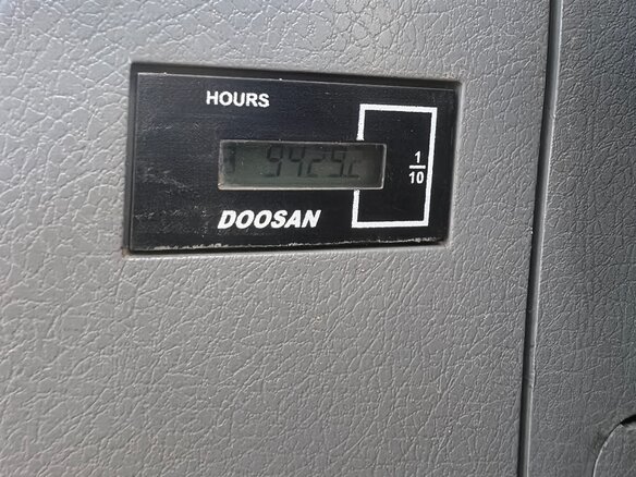 2016 Doosan DX260LCA, оранжевый, 6000000 рублей - вид 3