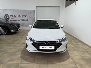 2019 Hyundai Elantra VI (AD) Рестайлинг, белый, 1650000 рублей, вид 3