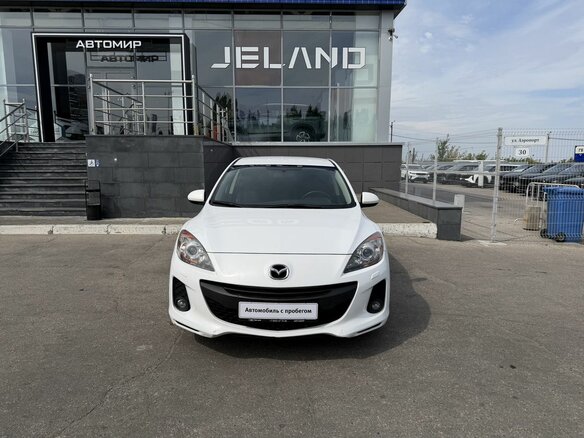 2013 Mazda 3 II (BL) Рестайлинг, белый - вид 1