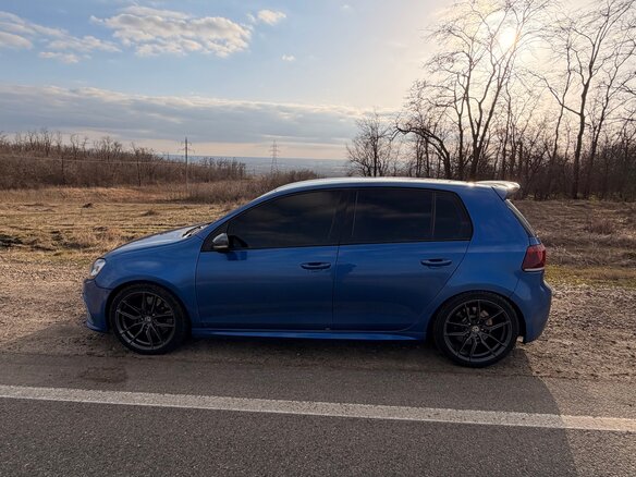 2012 Volkswagen Golf R VI, синий, 1570000 рублей - вид 19
