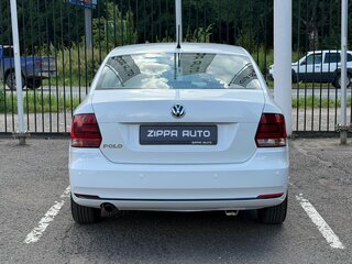 2016 Volkswagen Polo V Рестайлинг, белый, 939000 рублей, вид 5