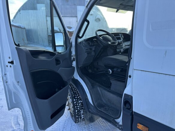 2012 Iveco Daily, белый, 2100000 рублей - вид 11