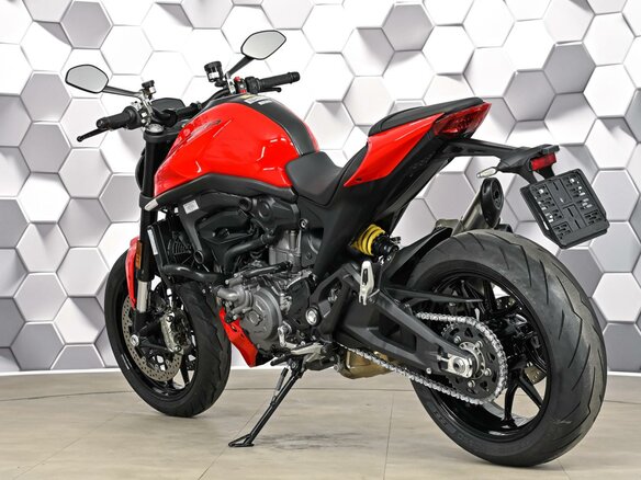 2023 Ducati Monster 937, красный, 899000 рублей - вид 7