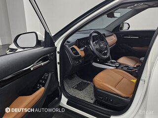2023 Kia Seltos I Рестайлинг, белый, 2440000 рублей, вид 5