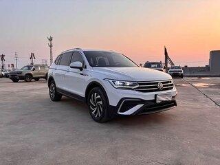 2022 Volkswagen Tiguan L II Рестайлинг (China Market), белый, 2700000 рублей, вид 3
