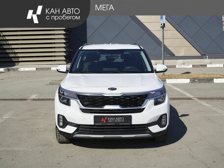 2021 Kia Seltos I, белый, 2278000 рублей, вид 3