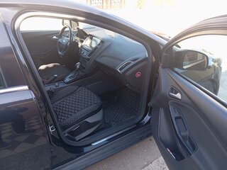 2016 Ford Focus III Рестайлинг, чёрный, 500000 рублей, вид 5