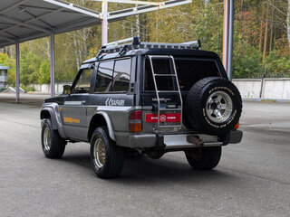 1992 Nissan Safari IV (Y60), чёрный, 1580000 рублей, вид 5
