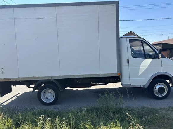 2009 ГАЗ ГАЗель (3302), белый, 670000 рублей - вид 2