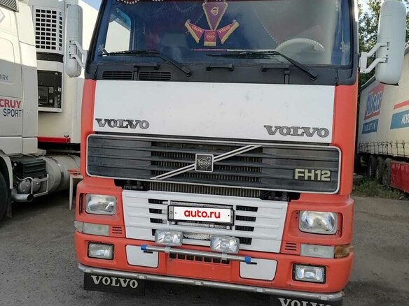 1998 Volvo FH, красный, 4000000 рублей