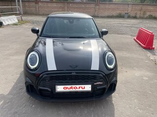 2021 Mini Hatch Cooper III (F55/F56) Рестайлинг 2, чёрный, 2990000 рублей, вид 1