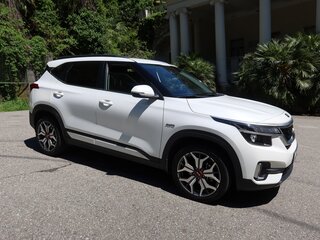 2021 Kia Seltos I, белый, 2400000 рублей, вид 2