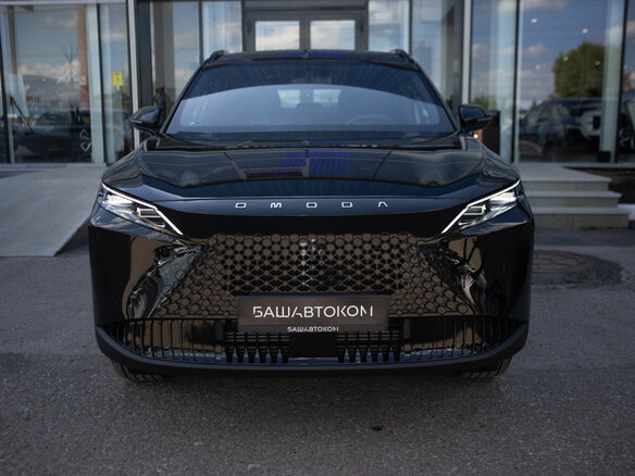 2026 Omoda C7, чёрный, 3499000 рублей - вид 2