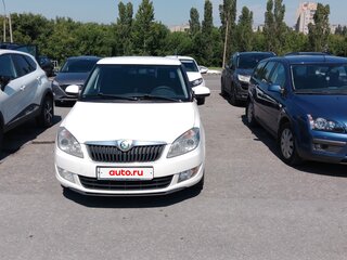 2011 Skoda Fabia II Рестайлинг, белый, 530000 рублей, вид 2