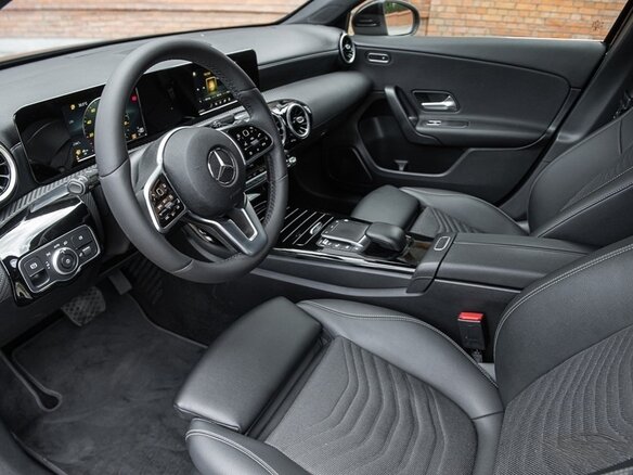 2022 Mercedes-Benz A-Класс 180 Long IV (W177), чёрный - вид 4