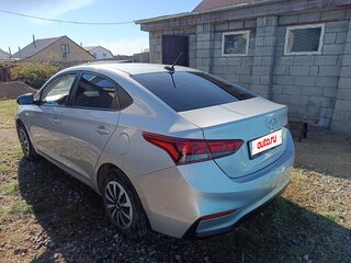 2017 Hyundai Solaris II, серебристый, 870000 рублей, вид 4