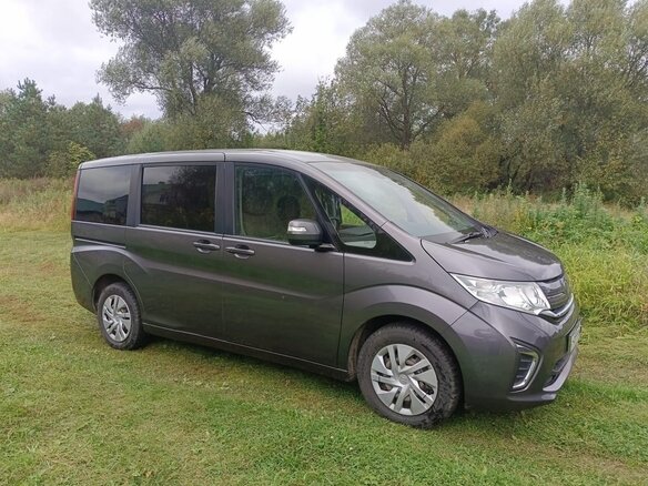 2019 Honda Stepwgn V Рестайлинг, фиолетовый, 2380000 рублей - вид 2