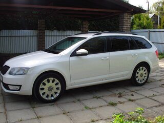2013 Skoda Octavia III (A7), белый, 1415000 рублей, вид 1
