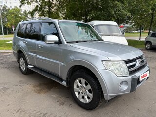 2011 Mitsubishi Pajero IV, серебристый, 1550000 рублей, вид 2