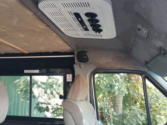 2004 Mercedes-Benz Sprinter, серый, 1150000 рублей - вид 9