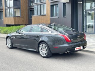 2019 Jaguar XJ IV (X351) Рестайлинг, серый, 3000000 рублей, вид 3