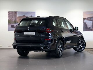 2026 BMW X5 Long 30Li IV (G05/G18) Рестайлинг, чёрный, 10750000 рублей, вид 2