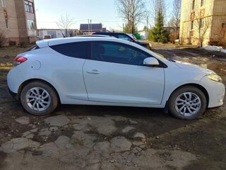 2013 Renault Megane III Рестайлинг, белый, 1050000 рублей, вид 5