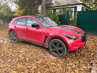 2015 Infiniti QX70, красный, 2100000 рублей, вид 3