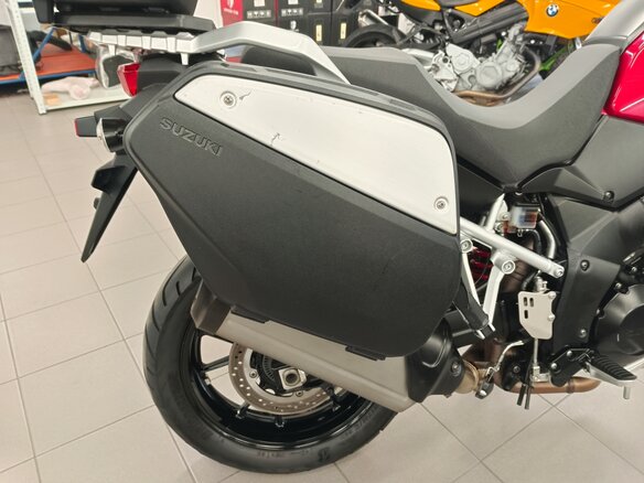 2014 Suzuki V-Strom 1000, красный, 630000 рублей - вид 11